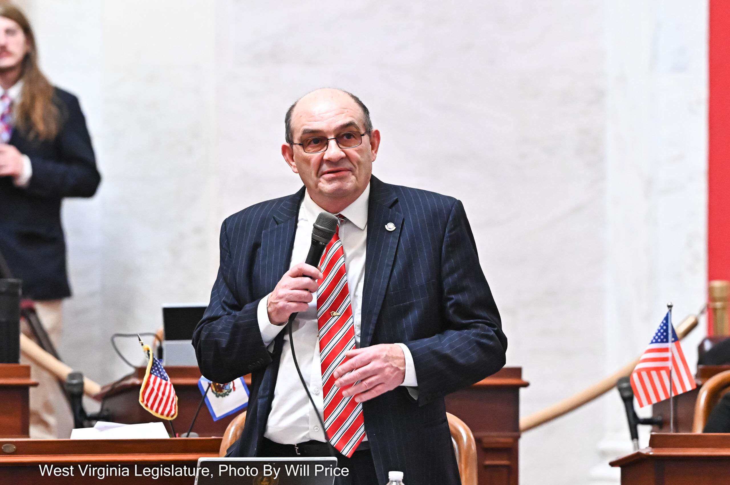 Bill to allow small counties to charge $1 fee for emergency services again moves through Senate